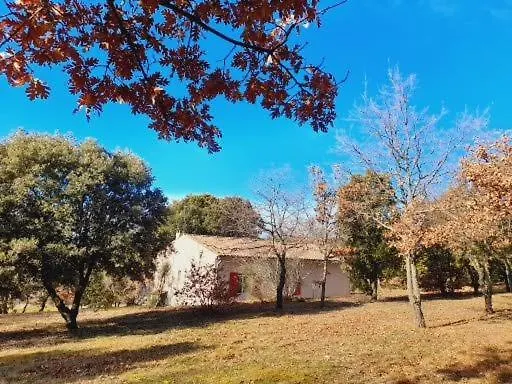 Gite Des Vergiers Murs  0*, Murs (Vaucluse) فرنسا