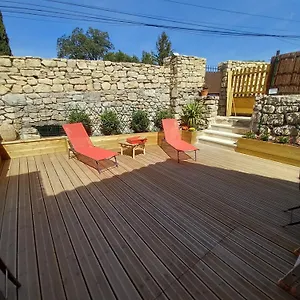 Chez Daniele Avec Jacuzzi Et Terrasse Privee Murs (Vaucluse)