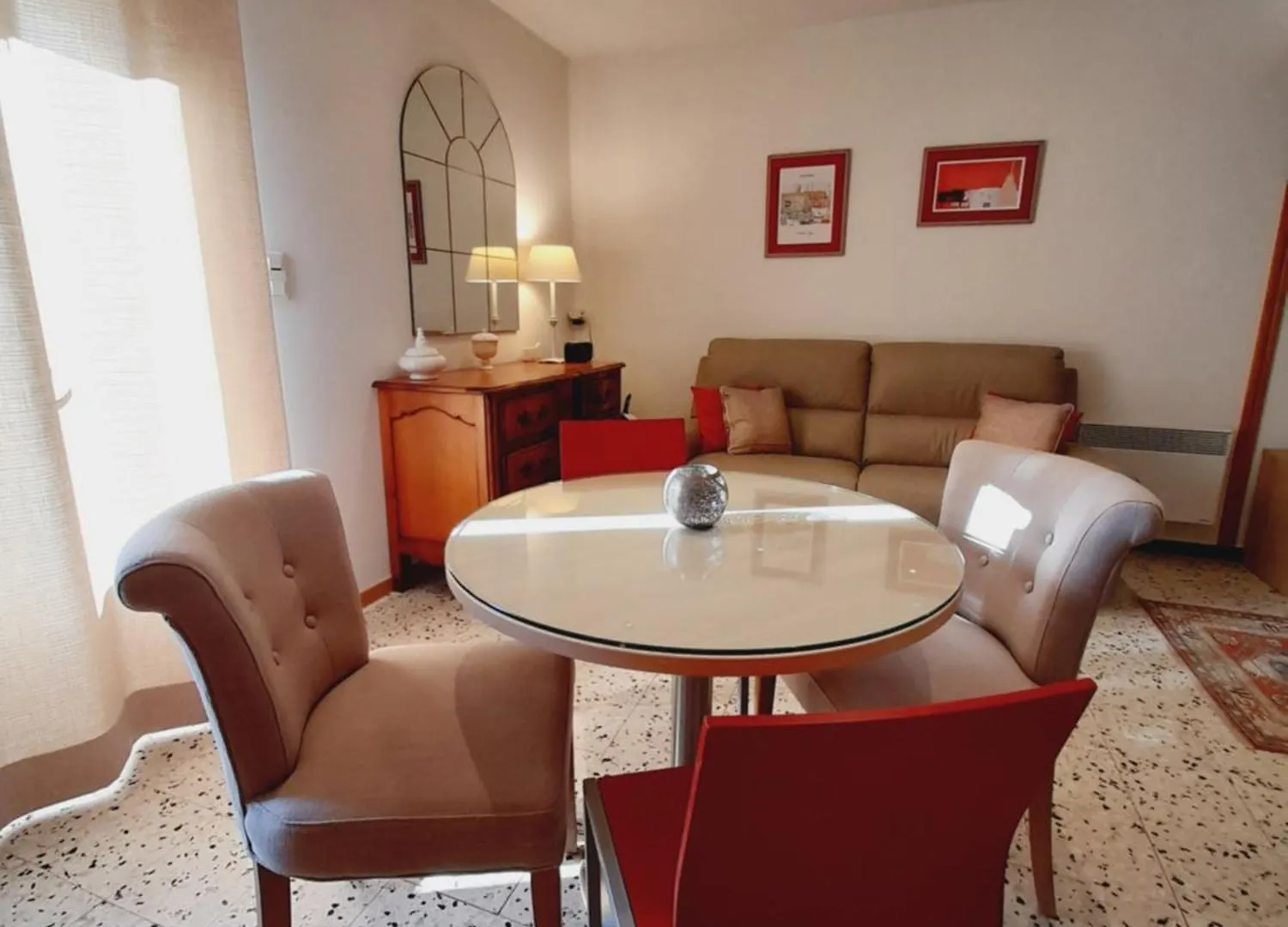Holiday home Gite Des Vergiers Murs